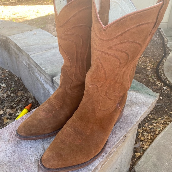 Rockin Leather Suede Cowboy Boots - Picture 5 of 12